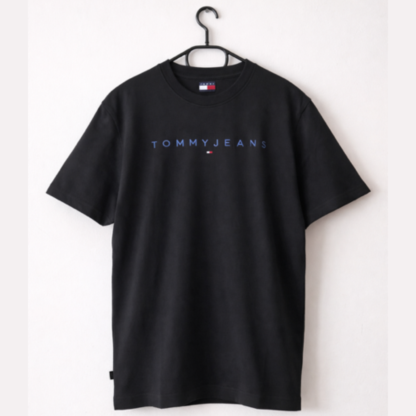 Juodi Marškinėliai